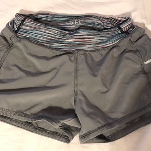 Athleta Shorts Grey Size 8-10